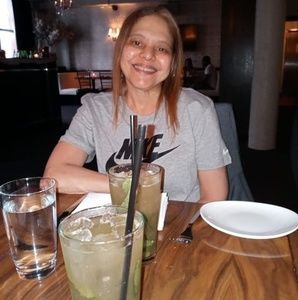 Meet your Posher, Ana